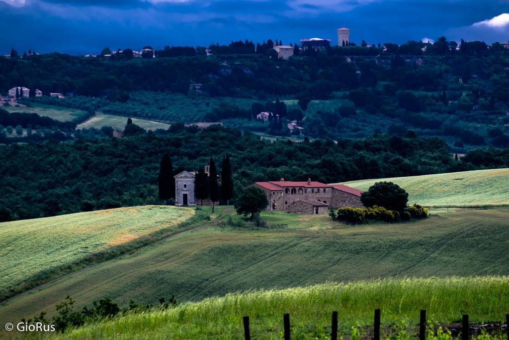 Agriturismo La Buca Di Bellugi San Quirico dʼOrcia Екстериор снимка