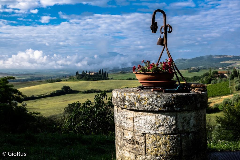 Agriturismo La Buca Di Bellugi San Quirico dʼOrcia Екстериор снимка
