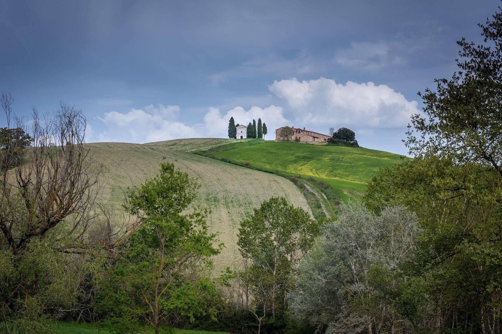 Agriturismo La Buca Di Bellugi San Quirico dʼOrcia Екстериор снимка